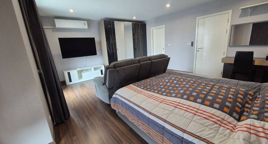Casa adosada en venta de 5 habitaciones en Bang Phli, Samut Prakan