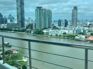 Wohnung zum Kauf mit 2 Zimmer in Khlong San, Bangkok