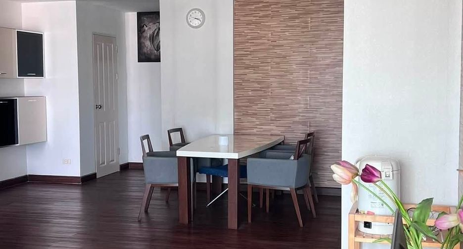 Wohnung zum Kauf mit 2 Zimmer in Khlong San, Bangkok