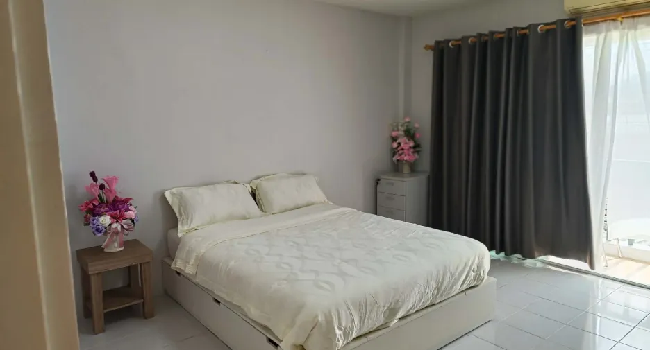 出租 2 卧室 联排别墅 在 Phuket Town, 普吉