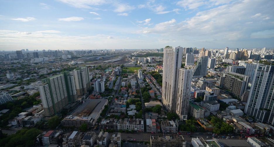 For sale 1 bed condo in Phaya Thai, Bangkok