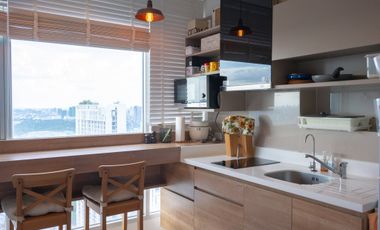 For sale 1 bed condo in Phaya Thai, Bangkok