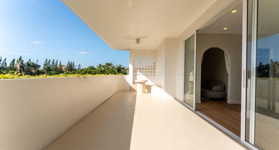 For sale 5 ベッドルーム villa in Mueang Phuket, Phuket