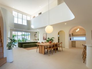 For sale 5 ベッドルーム villa in Mueang Phuket, Phuket