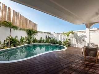 For sale 5 ベッドルーム villa in Mueang Phuket, Phuket