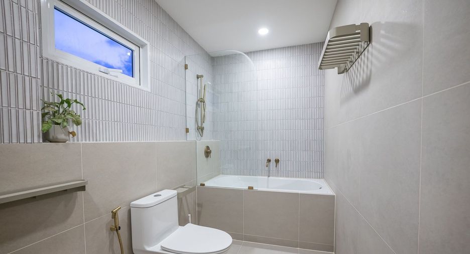 For sale 5 ベッドルーム villa in Mueang Phuket, Phuket