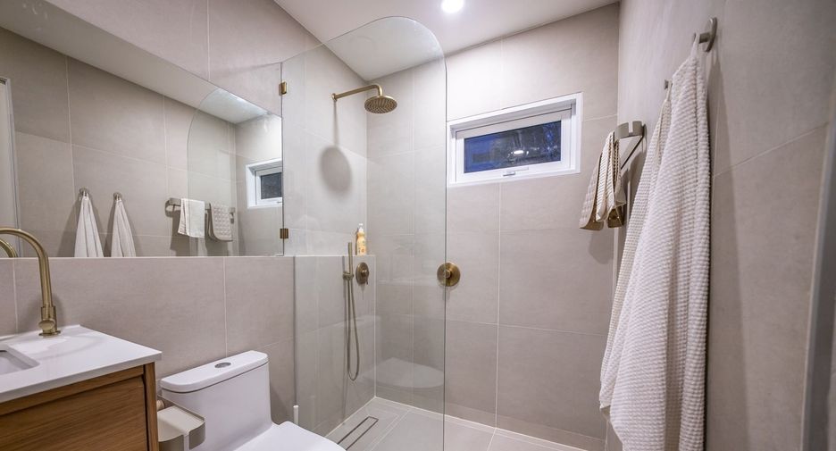 For sale 5 ベッドルーム villa in Mueang Phuket, Phuket