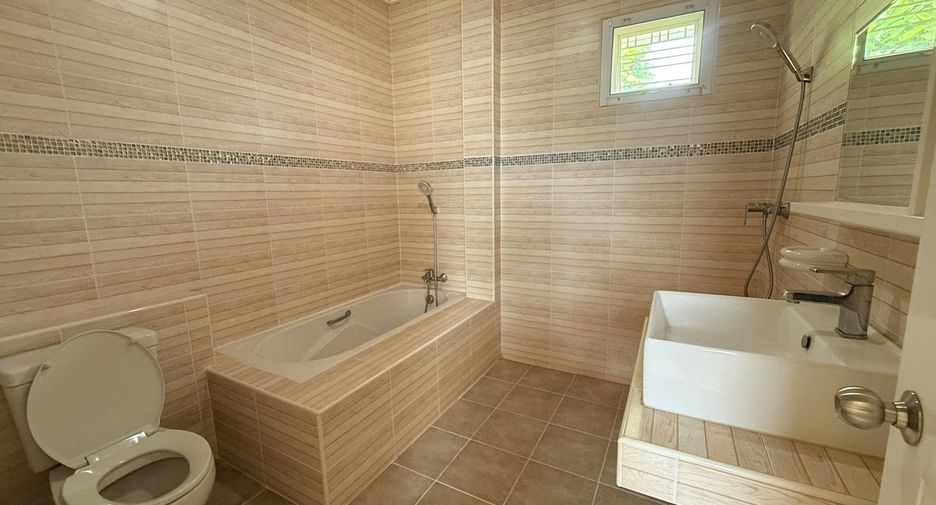 Haus zum Kauf mit 3 Zimmer in San Pa Tong, Chiang Mai