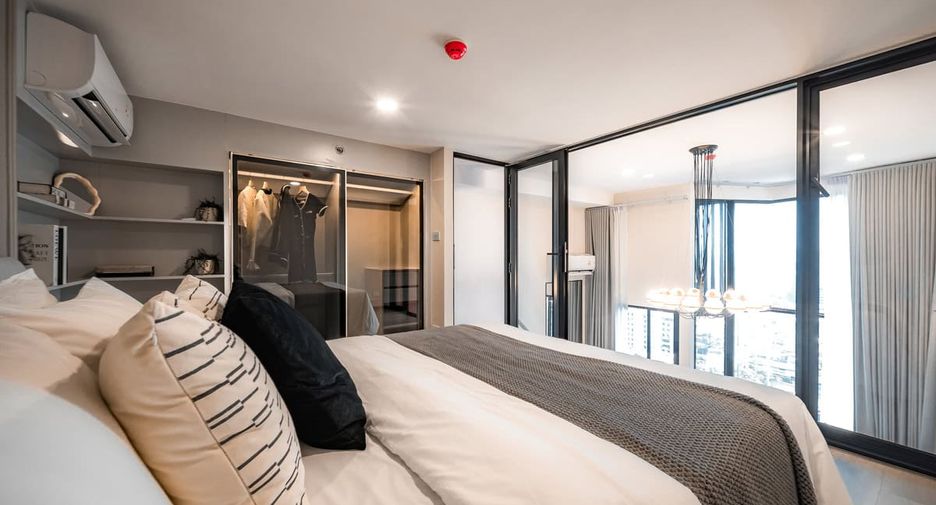 For sale 1 bed condo in Khlong Toei, Bangkok