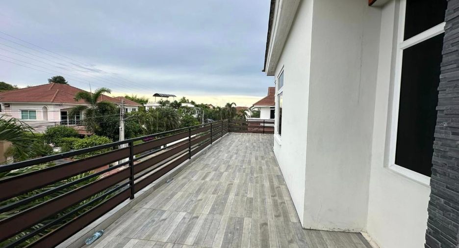 出售 4 卧室 独立屋 在 Bang Lamung, Chon Buri