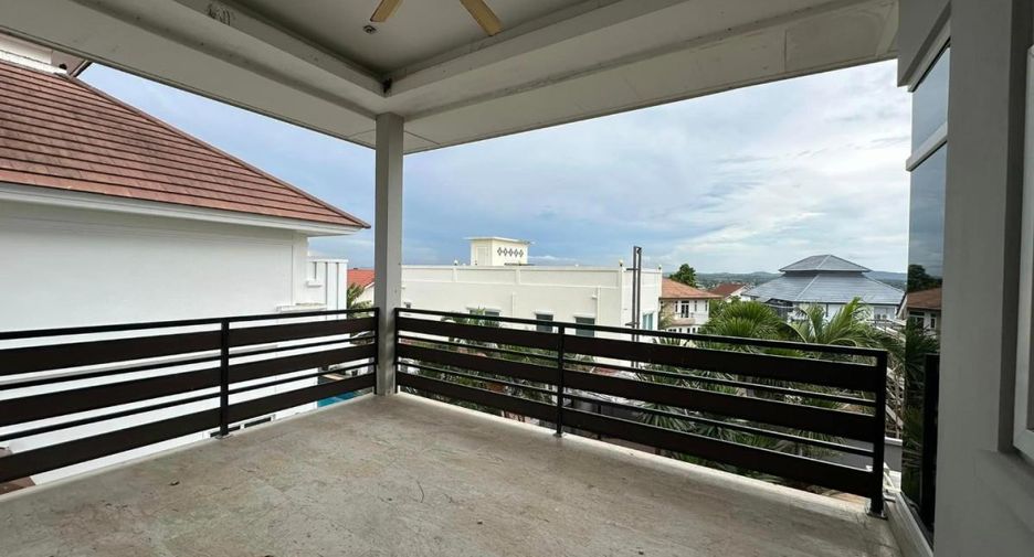 出售 4 卧室 独立屋 在 Bang Lamung, Chon Buri