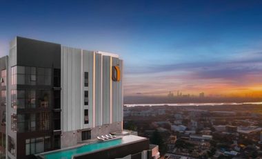 For sale 1 bed condo in Khlong Toei, Bangkok