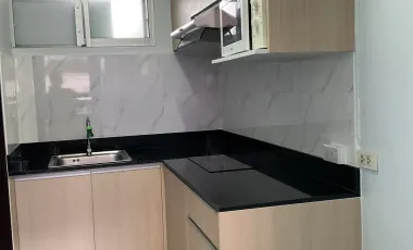 Condo en alquiler y en venta de 2 habitaciones en Bang Kapi, Bangkok