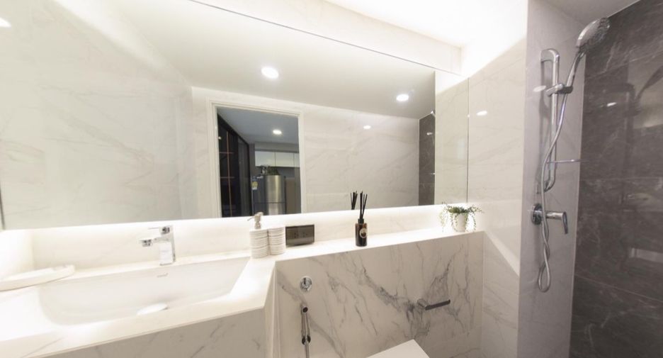 For sale 1 Beds condo in Bang Phlat, Bangkok