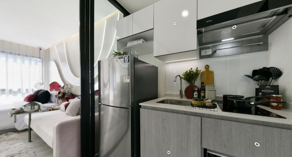 For sale 1 Beds condo in Bang Phlat, Bangkok