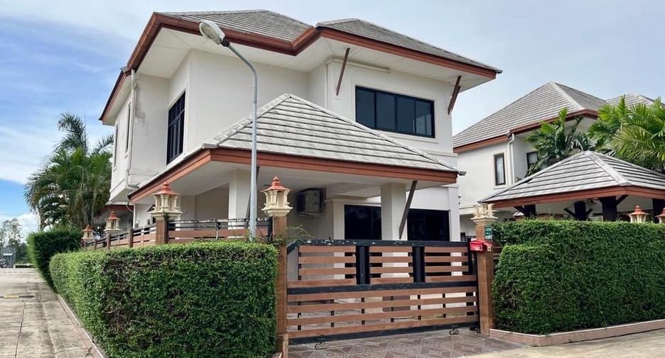 Casa en venta de 4 habitaciones en Huay Yai, Pattaya