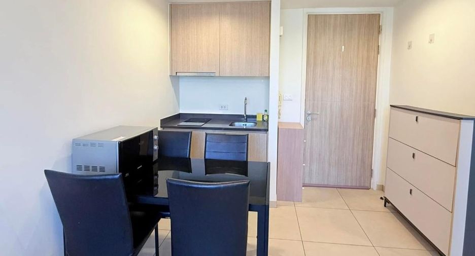 For sale 1 Beds condo in Bang Lamung, Chonburi