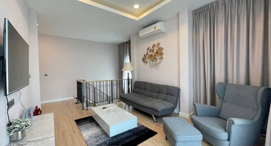 出售 3 卧室 独立屋 在 Bang Lamung, Chon Buri