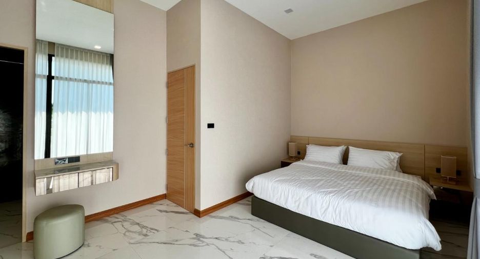 For sale 4 bedrooms house in Bang Lamung, Chonburi