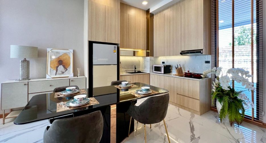 For sale 4 bedrooms house in Bang Lamung, Chonburi