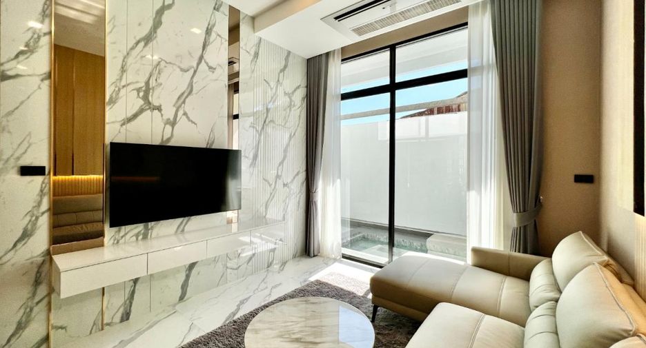 For sale 4 bedrooms house in Bang Lamung, Chonburi