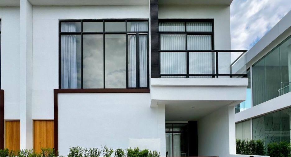 For sale 3 bedrooms house in Bang Lamung, Chonburi