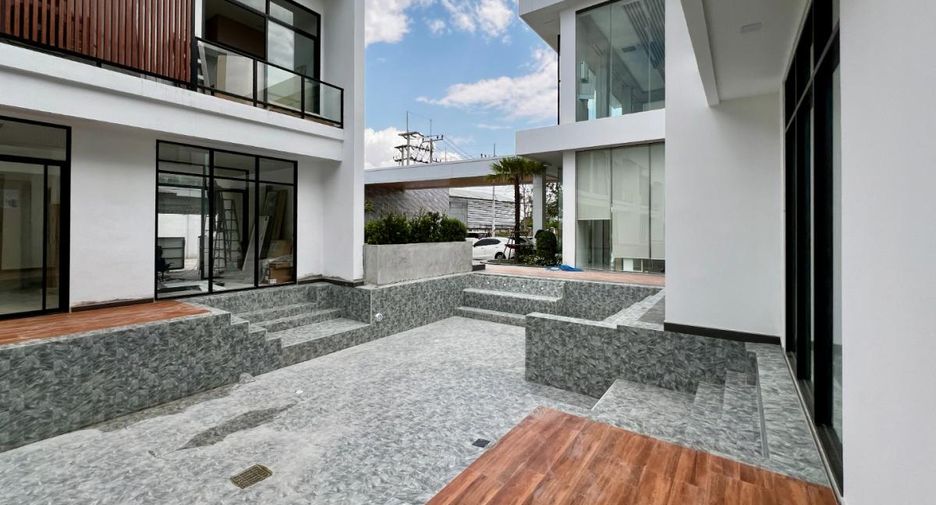 For sale 3 bedrooms house in Bang Lamung, Chonburi