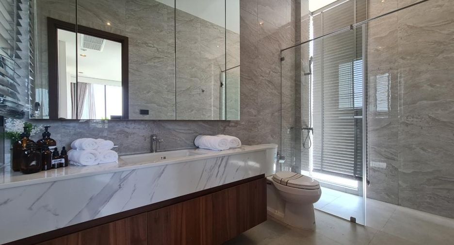 Haus zum Kauf mit 4 Zimmer in Bang Lamung, Chonburi