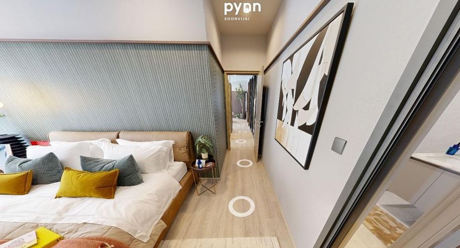 For sale 2 bedrooms condo in Huai Khwang, Bangkok