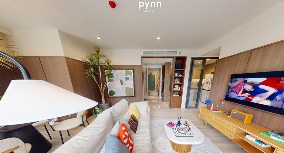 For sale 2 bedrooms condo in Huai Khwang, Bangkok