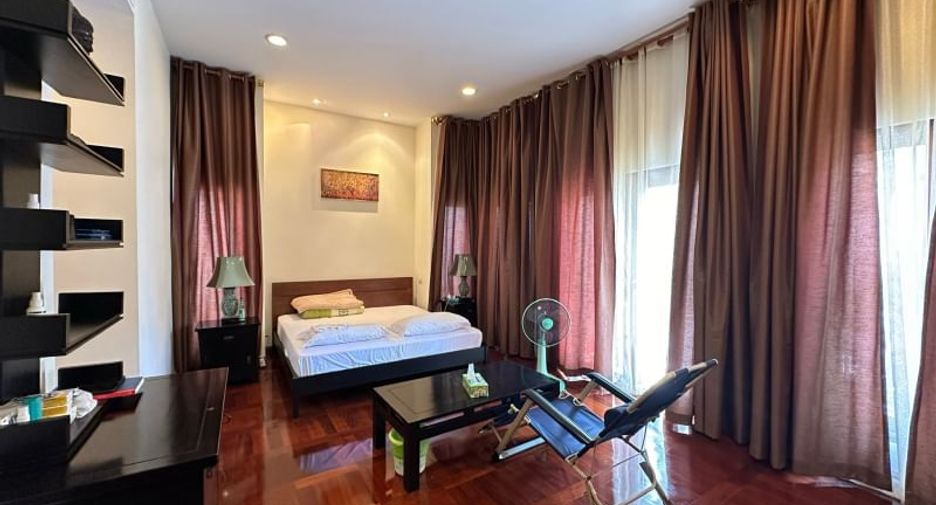 À vendre 3 chambres maison à Na Jomtien, Pattaya
