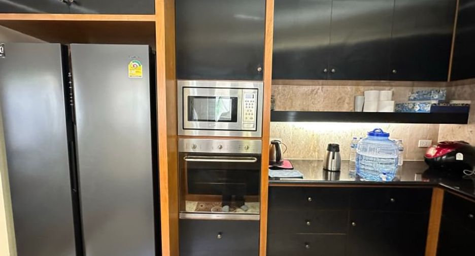 À vendre 3 chambres maison à Na Jomtien, Pattaya