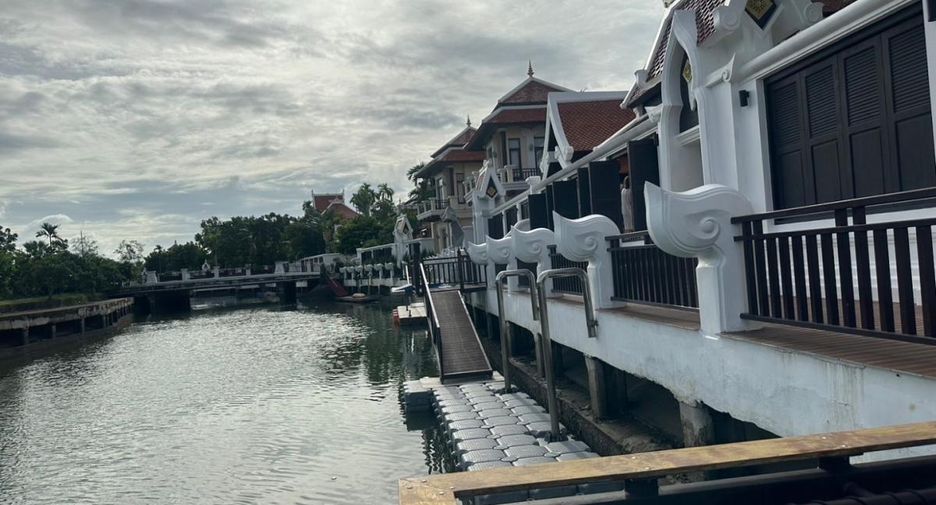 Haus zur Miete mit 4 Zimmer in Na Jomtien, Pattaya