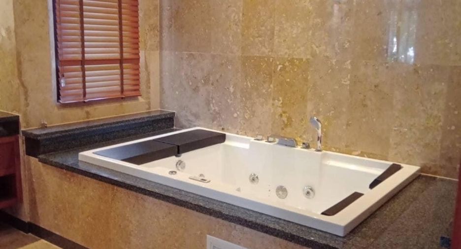 Haus zur Miete mit 4 Zimmer in Na Jomtien, Pattaya