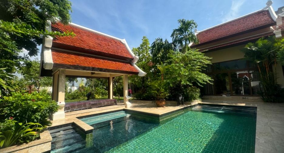 For sale 4 bedrooms house in Na Jomtien, Pattaya