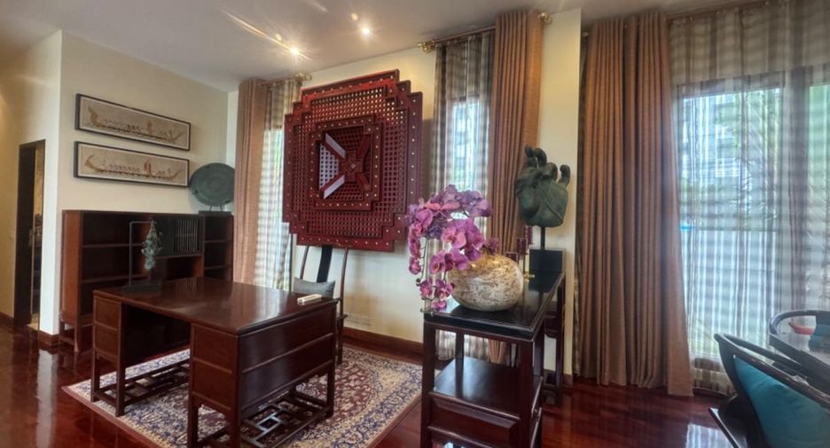For sale 4 bedrooms house in Na Jomtien, Pattaya