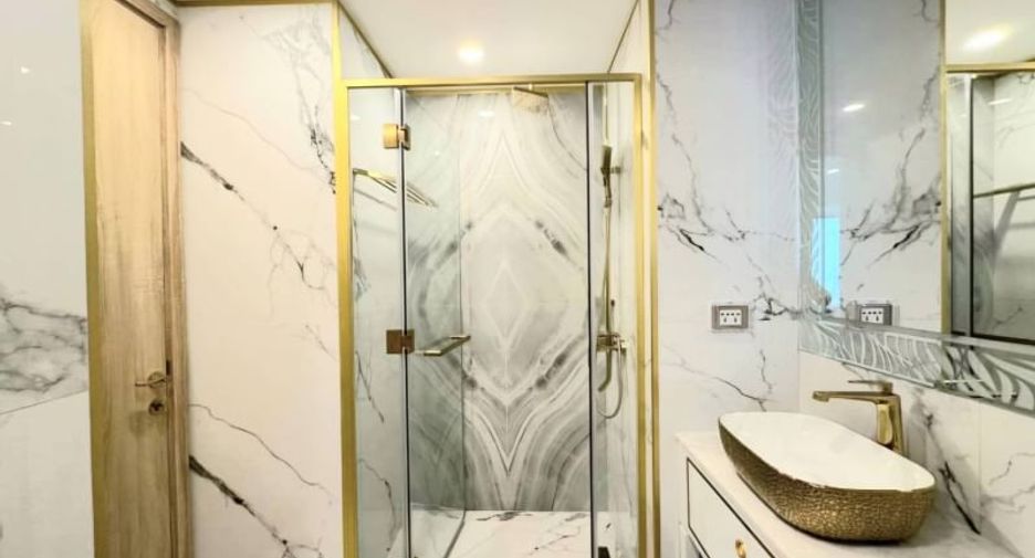 À vendre 2 chambres condo à Jomtien, Pattaya