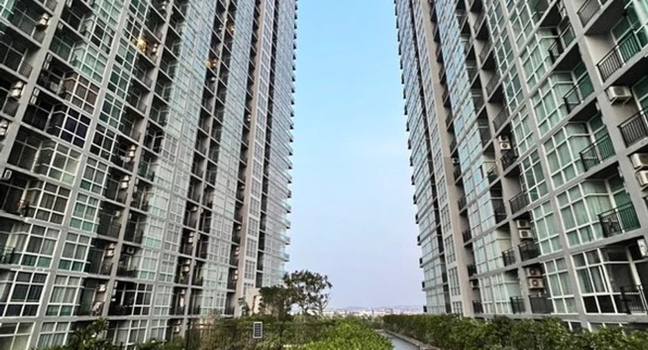 Продажа 2 спальни кондо в Йомтиен, Паттайя