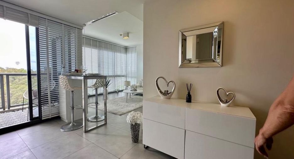Condo en venta de 2 habitaciones en Bang Lamung, Chonburi