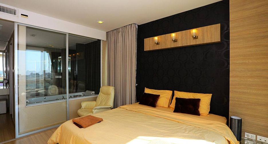 À vendre 3 chambres condo à Bang Lamung, Chonburi