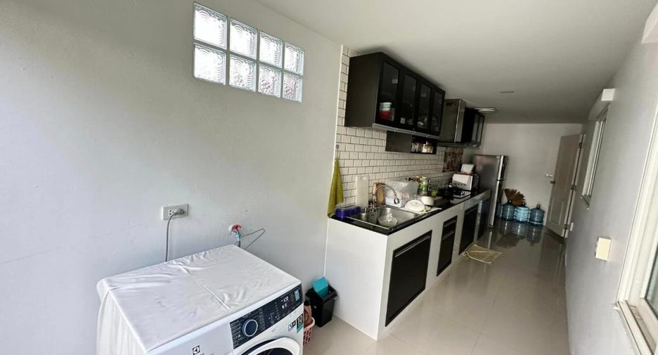For sale 3 bedrooms house in Bang Lamung, Chonburi