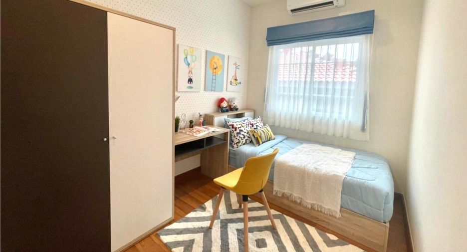 Casa adosada en venta de 4 habitaciones en Huay Yai, Pattaya