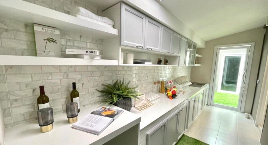 Casa adosada en venta de 4 habitaciones en Huay Yai, Pattaya