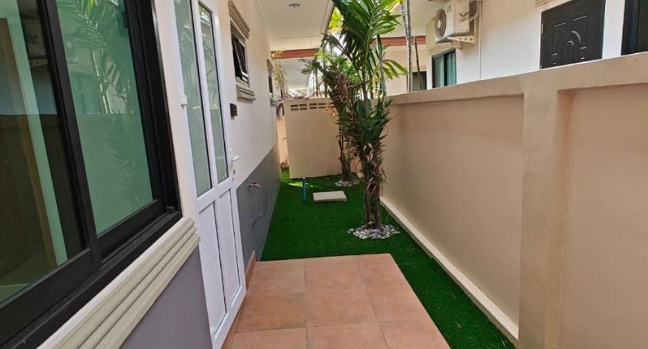 For sale 3 bedrooms house in Huay Yai, Pattaya