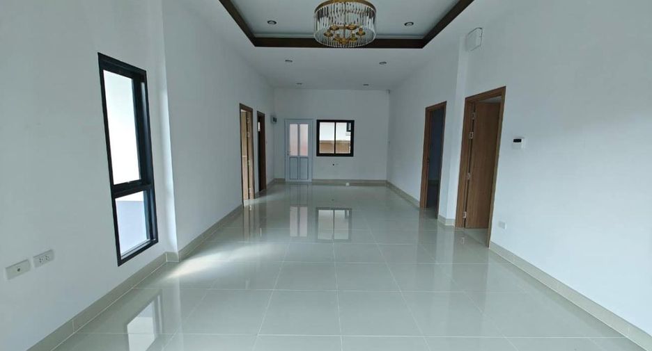 For sale 3 bedrooms house in Huay Yai, Pattaya