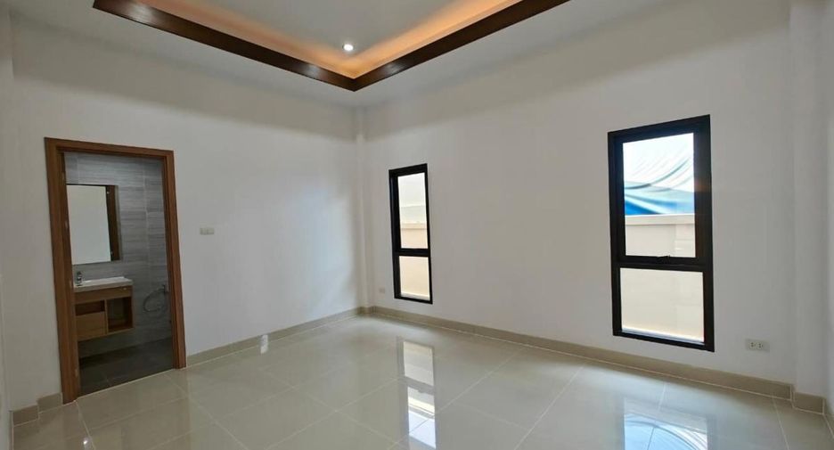 For sale 3 bedrooms house in Huay Yai, Pattaya