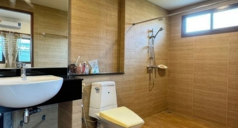 Casa en venta de 3 habitaciones en Huay Yai, Pattaya