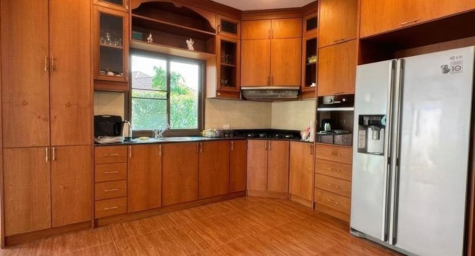Casa en venta de 3 habitaciones en Huay Yai, Pattaya