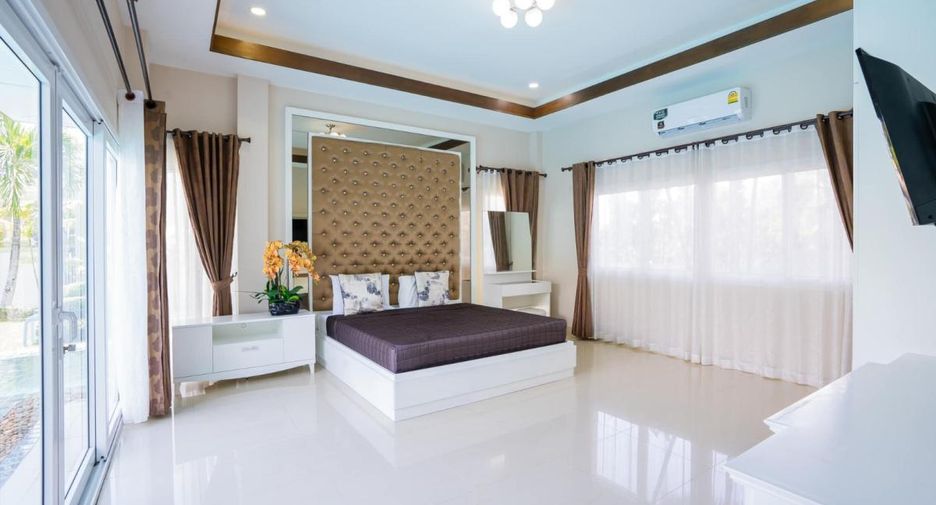For sale 3 bedrooms house in Huay Yai, Pattaya