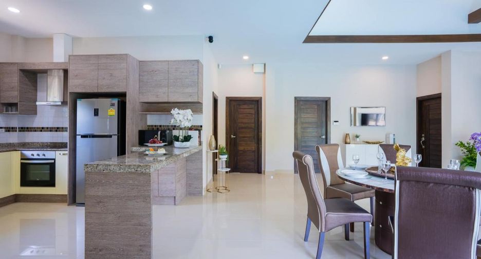 For sale 3 bedrooms house in Huay Yai, Pattaya